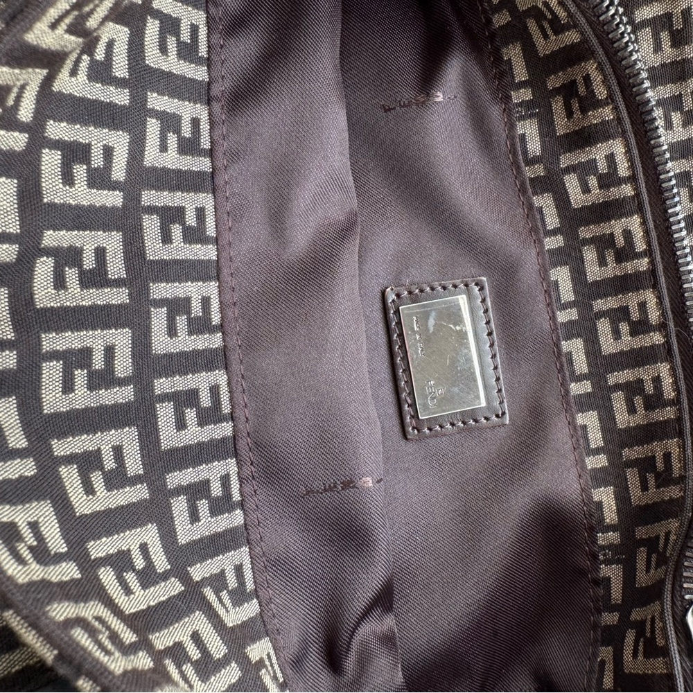 Vintage Fendi Printed Handbag - Picture 10 of 11